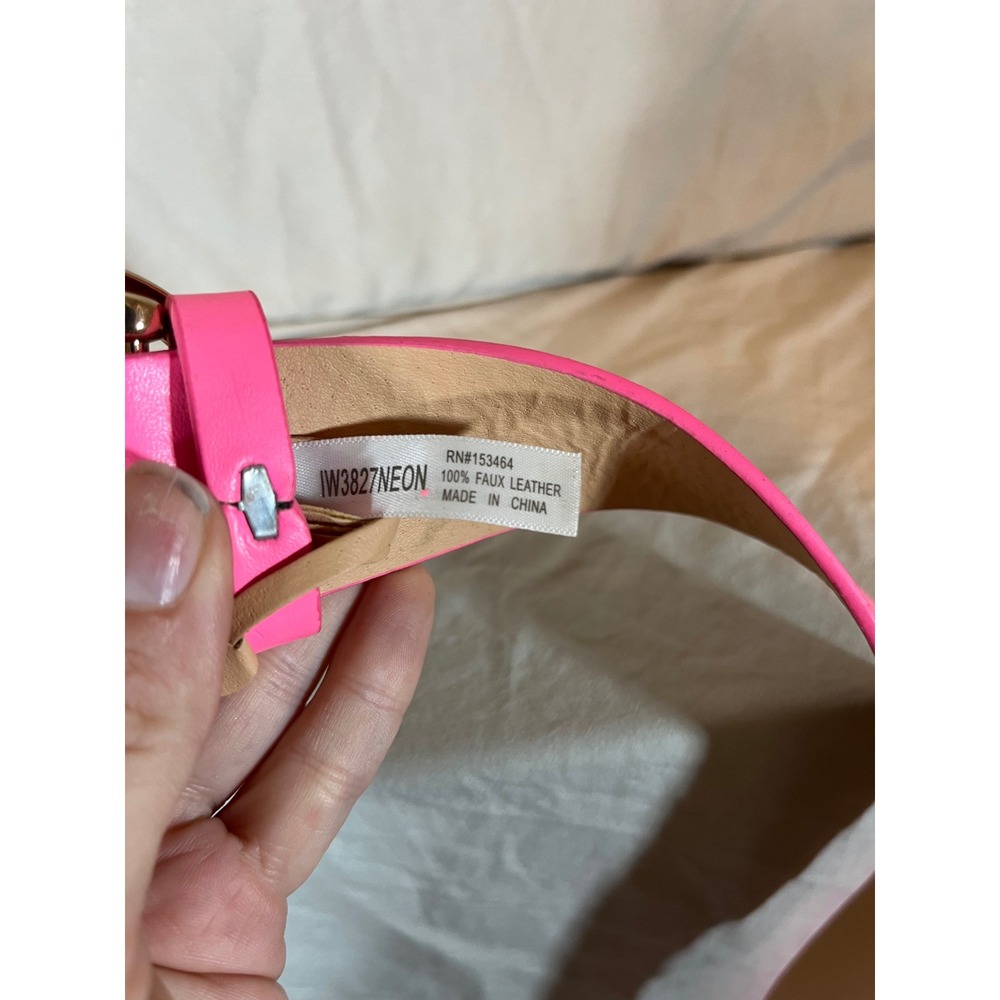 Neon Pink Faux Leather Double O-Ring Buckle Statement Belt IW3827NEON Gold Tone‎ - Picture 6 of 6